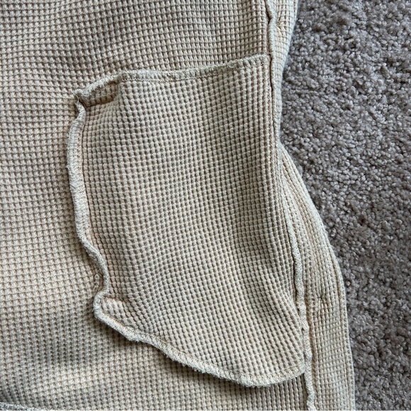 Bagatelle Collection Beige Sand Scout Waffle Knit Long Sleeve Button Down Small - Picture 10 of 14